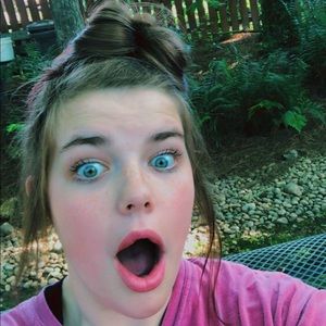 Meet your Posher, Hannah